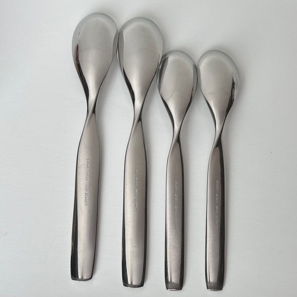 Sasaki Ward Bennett Omni
Stainless Flatware Modernist Soup Spoons Teaspoons - Picture 2 of 7